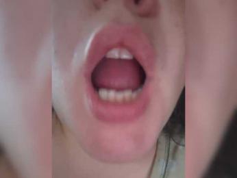 annetshik2013 — вебкам-модель онлайн на bongacams