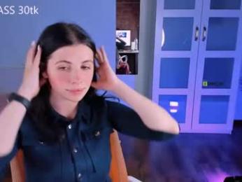 sharon_chan — Chaturbate stream photo (May 2023)