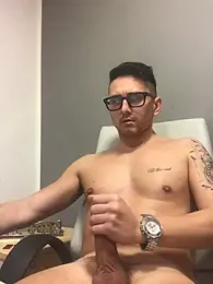 masterboss_ — вебкам-модель онлайн на stripchat