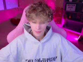 curly_twinkboy — Chaturbate profile photo