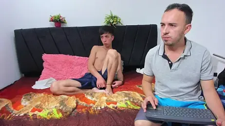 big-dicktop23 — вебкам-модель онлайн на stripchat