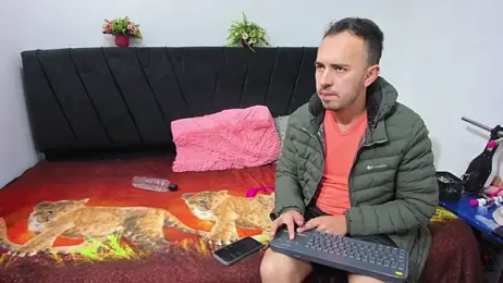 big-dicktop23 — вебкам-модель онлайн на stripchat