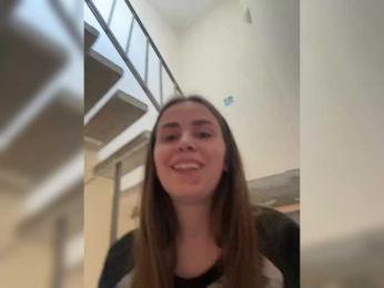 LolaSexxx — вебкам-модель онлайн на bongacams