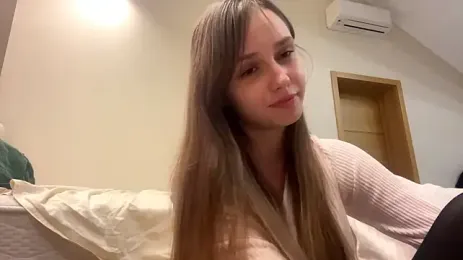 mollyrealay — Stripchat stream photo (Sep 2026)