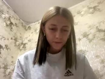 viktoria9898 — Chaturbate stream photo (Jun 2026)