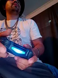 gemini_n_leo — Stripchat stream photo (Sep 2025)