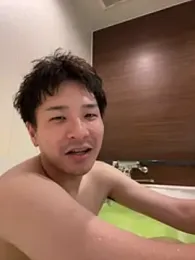 yuuki8910 — вебкам-модель онлайн на stripchat