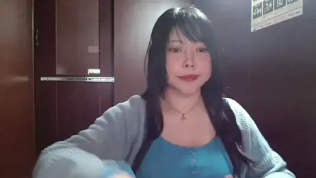 NATINATU252525 — вебкам-модель онлайн на stripchat