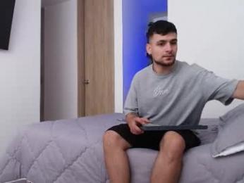 aron_santoro1 — Chaturbate stream photo (Mar 2026)