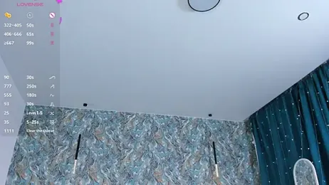 OdellaFrake — вебкам-модель онлайн на stripchat