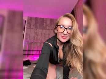 FreyaGreen — вебкам-модель онлайн на bongacams