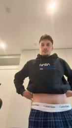 Hank_04 — вебкам-модель онлайн на cam4