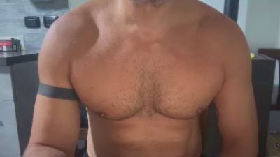 hereandnow3 — вебкам-модель онлайн на cam4