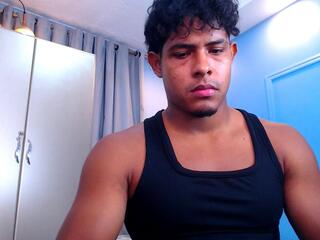 Xavier Bryant — Flirt4free profile photo