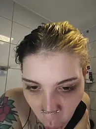 whatevaandissues — Stripchat stream photo (Aug 2026)