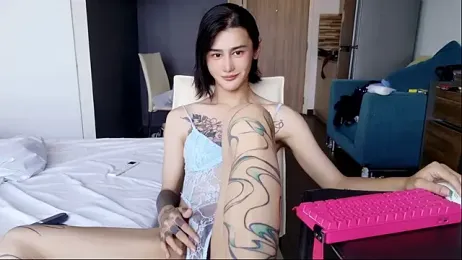 Rainbow-sweet — вебкам-модель онлайн на stripchat