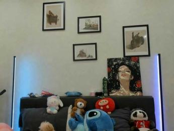 dolly-ll — вебкам-модель онлайн на bongacams