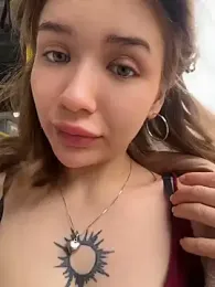 FlashTitsRoyal — вебкам-модель онлайн на stripchat