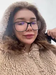 FlashTitsRoyal — вебкам-модель онлайн на stripchat