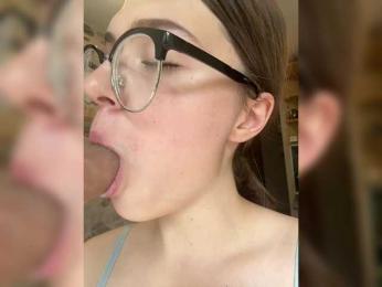 Yanchs — вебкам-модель онлайн на bongacams