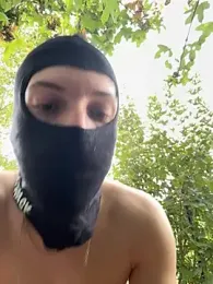 Soumise-X — вебкам-модель онлайн на stripchat