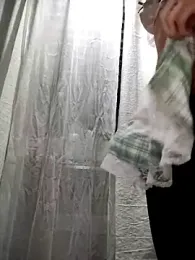 ElaRuil69 — вебкам-модель онлайн на stripchat