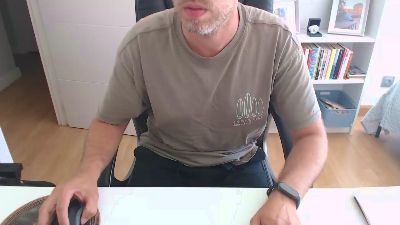 toureiffel89 — Cam4 stream photo (Jun 2026)