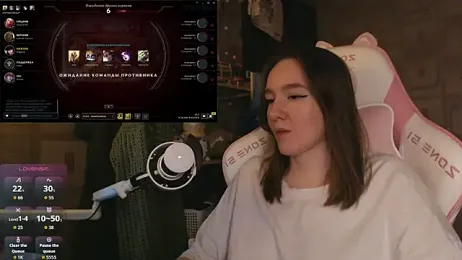 MoonlishSiren — Stripchat stream photo (Apr 2026)