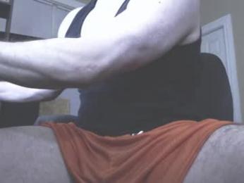 littlesumthinsumthin — вебкам-модель онлайн на chaturbate