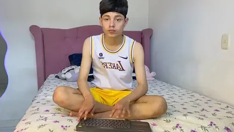 Andy_Belier23 — вебкам-модель онлайн на stripchat