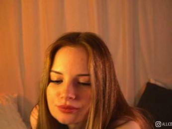 AliceCost — вебкам-модель онлайн на bongacams