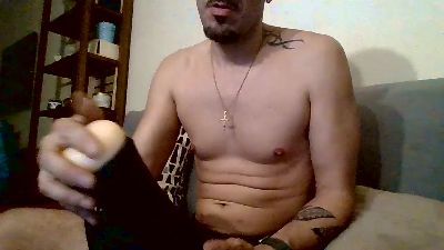 Chicosexyhetero — вебкам-модель онлайн на cam4
