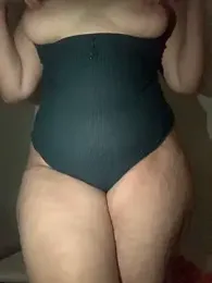 Sara782f — вебкам-модель онлайн на stripchat