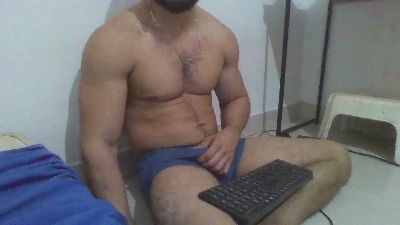 MorenoCarente — Cam4 stream photo (May 2026)