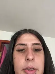 mileninhasexy — вебкам-модель онлайн на stripchat