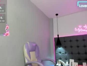 scarletcherry18 — Chaturbate stream photo (Sep 2026)