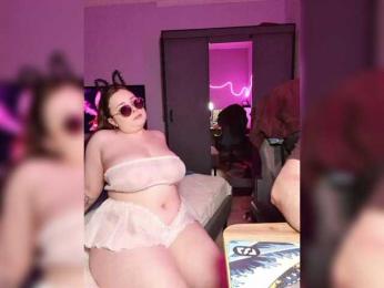 Red-rooms — Bongacams stream photo (Mar 2026)