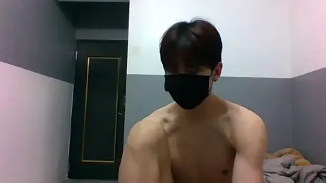 xunyuuu — вебкам-модель онлайн на stripchat