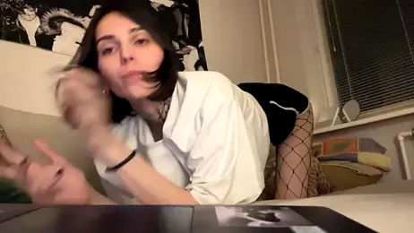 VivianGlow — вебкам-модель онлайн на stripchat