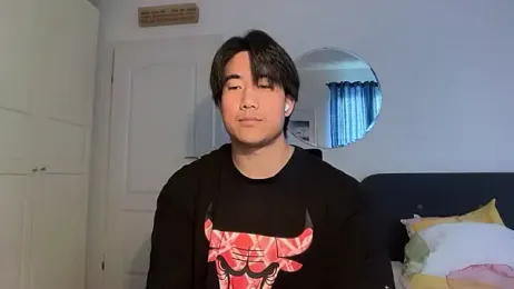 jungcock3210 — вебкам-модель онлайн на stripchat