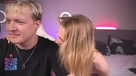 KissLoving — Stripchat stream photo (Aug 2025)