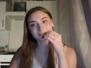 kierstentates — вебкам-модель онлайн на chaturbate