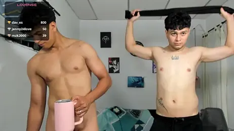 Santy_Stump — вебкам-модель онлайн на stripchat