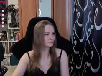stella_and_carol — Chaturbate stream photo (Aug 2026)