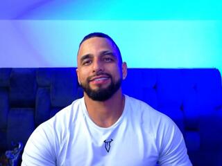 Gianni Vitale — flirt4free