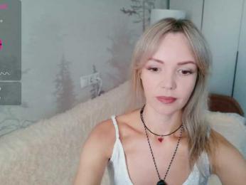 Red_Rose_98 — вебкам-модель онлайн на bongacams