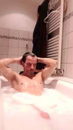 andy835 — Cam4 stream photo (Feb 2026)