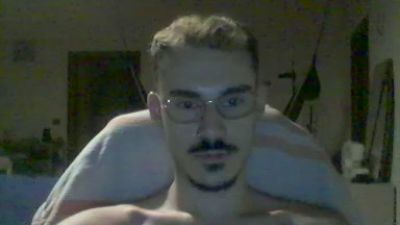 br0k3nSyst3m — вебкам-модель онлайн на cam4