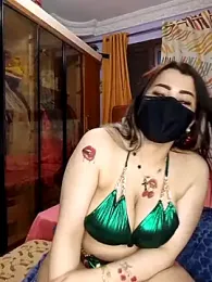 258elmalka — вебкам-модель онлайн на stripchat