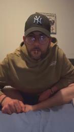 Lobertito — вебкам-модель онлайн на cam4